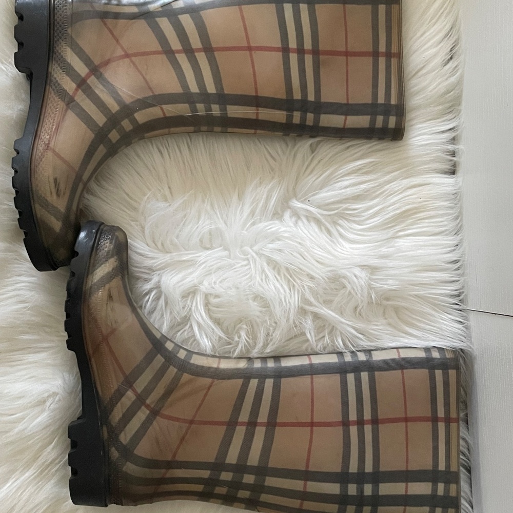 BURBERRY Haymarket Check Plaid Rain Boots Size 6.5 - Picture 6 of 8